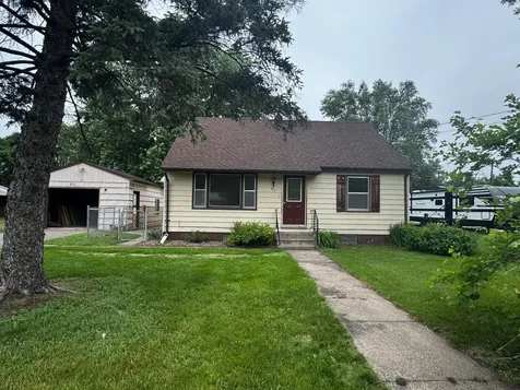 511 7th Avenue SE Little Falls MN 56345