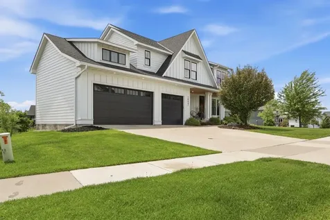 18447 75th Place N Maple Grove MN 55311