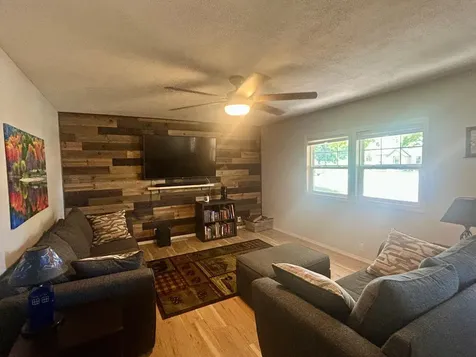 512 8th Street Gaylord MN 55334