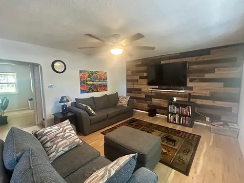 512 8th Street Gaylord MN 55334