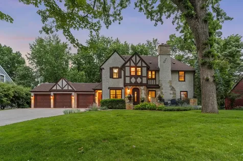 249 Hawthorne Road Hopkins MN 55343