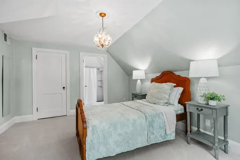 249 Hawthorne Road Hopkins MN 55343