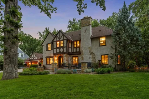 249 Hawthorne Road Hopkins MN 55343
