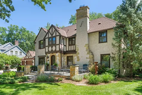 249 Hawthorne Road Hopkins MN 55343