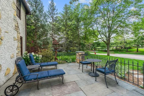 249 Hawthorne Road Hopkins MN 55343