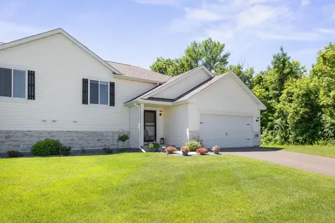 1042 White Tail Lane Montrose MN 55363