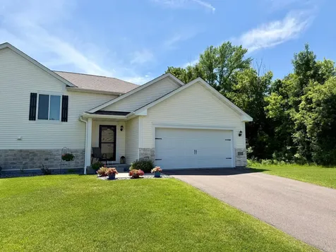 1042 White Tail Lane Montrose MN 55363