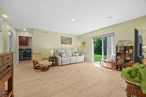 1042 White Tail Lane Montrose MN 55363