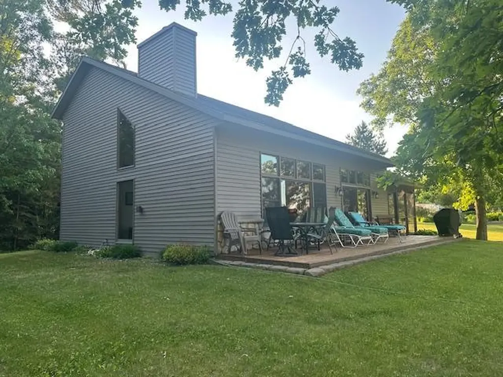 51792 Wildflower Drive Bemidji MN 56601