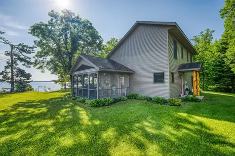 51792 Wildflower Drive Bemidji MN 56601