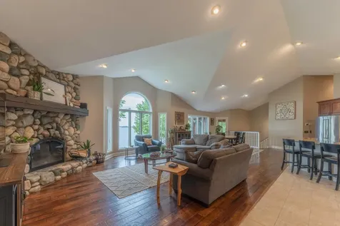 22550 Old Trapper Road Cohasset MN 55721