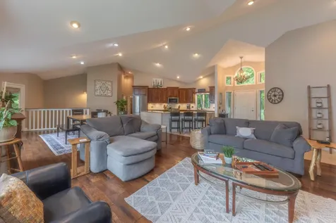 22550 Old Trapper Road Cohasset MN 55721