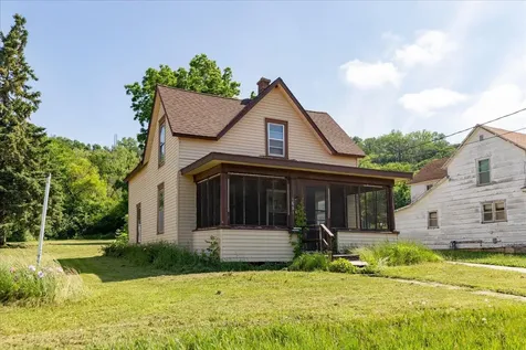 1831 Bush Street Red Wing MN 55066