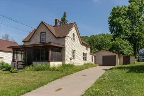 1831 Bush Street Red Wing MN 55066