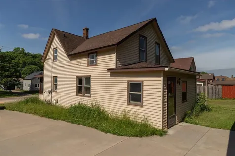 1831 Bush Street Red Wing MN 55066