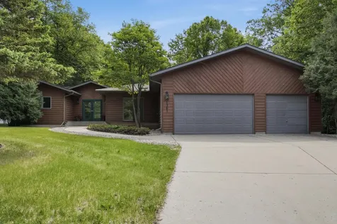 1361 S Shore Drive Detroit Lakes MN 56501
