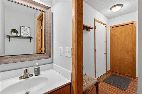 1897 N Ruby Court Eagan MN 55122