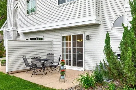 1897 N Ruby Court Eagan MN 55122