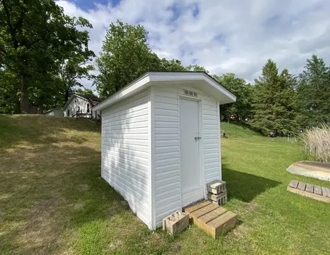 24041 Clover Lane Nevis MN 56467