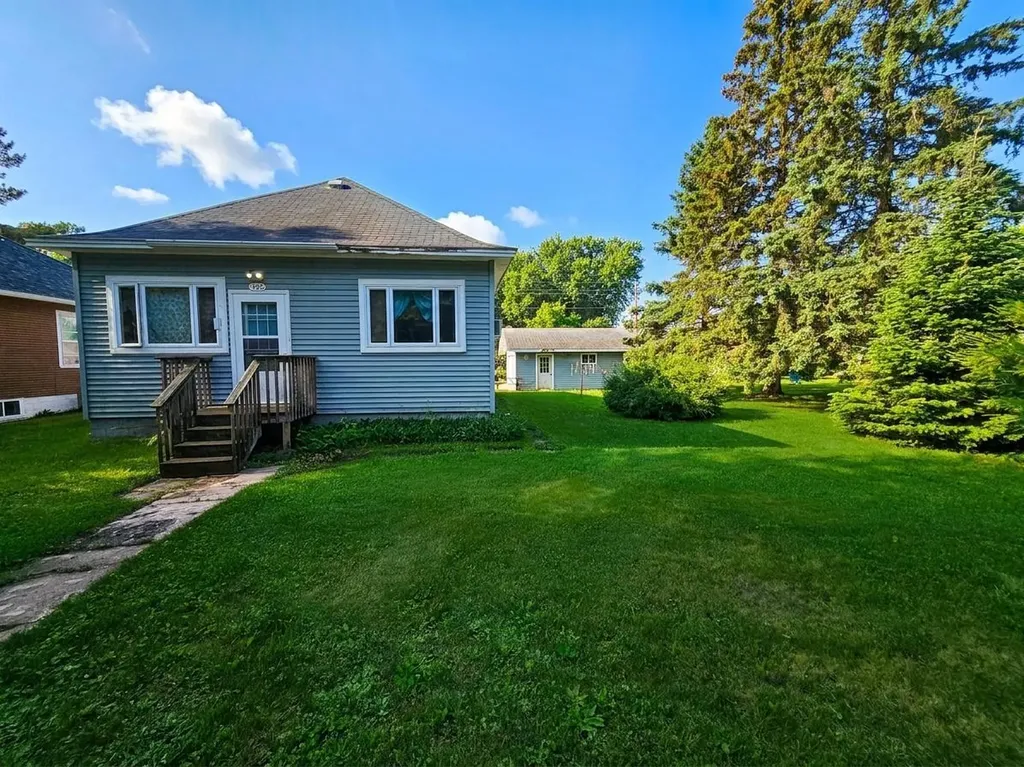 406 4th Street SW Crosby MN 56441