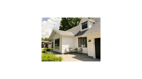 817 17th Street Windom MN 56101