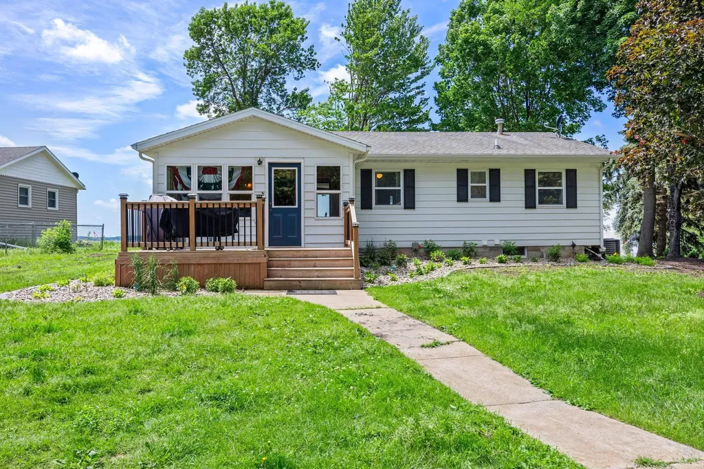 11383 Alcott Drive Sauk Centre MN 56378