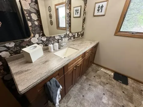 715 12th Street N Breckenridge MN 56520
