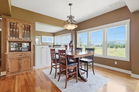 19475 Oak Grove Avenue Prior Lake MN 55372
