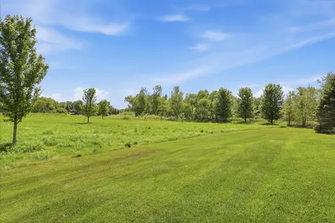 19475 Oak Grove Avenue Prior Lake MN 55372