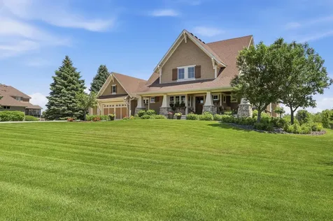 19475 Oak Grove Avenue Prior Lake MN 55372