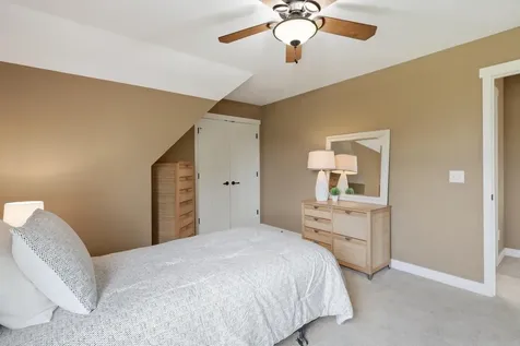 19475 Oak Grove Avenue Prior Lake MN 55372