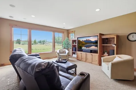 19475 Oak Grove Avenue Prior Lake MN 55372