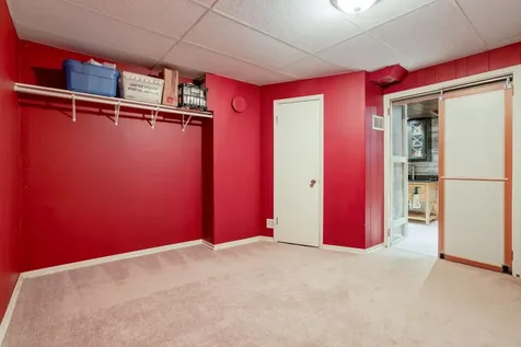 211 Paisley Lane Golden Valley MN 55422