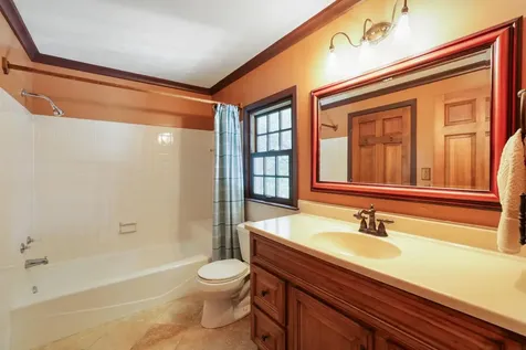 211 Paisley Lane Golden Valley MN 55422