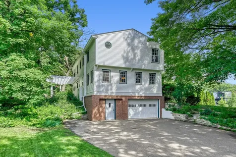211 Paisley Lane Golden Valley MN 55422