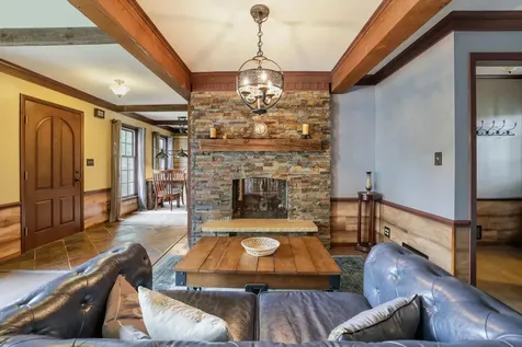 211 Paisley Lane Golden Valley MN 55422