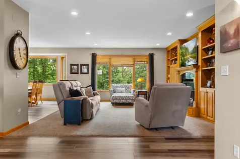 11655 Castle Bluff Lane SW Stewartville MN 55976