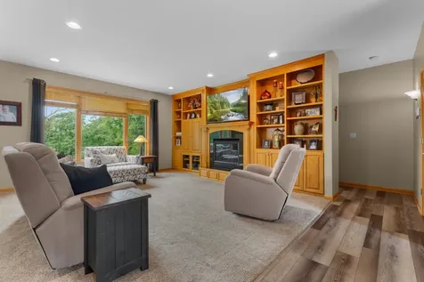 11655 Castle Bluff Lane SW Stewartville MN 55976