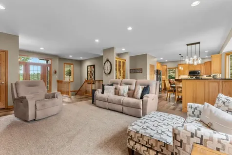 11655 Castle Bluff Lane SW Stewartville MN 55976