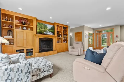 11655 Castle Bluff Lane SW Stewartville MN 55976