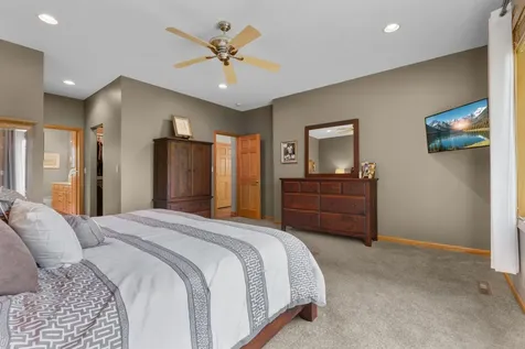 11655 Castle Bluff Lane SW Stewartville MN 55976