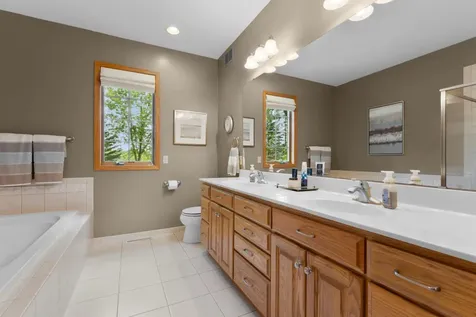 11655 Castle Bluff Lane SW Stewartville MN 55976