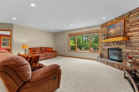 11655 Castle Bluff Lane SW Stewartville MN 55976
