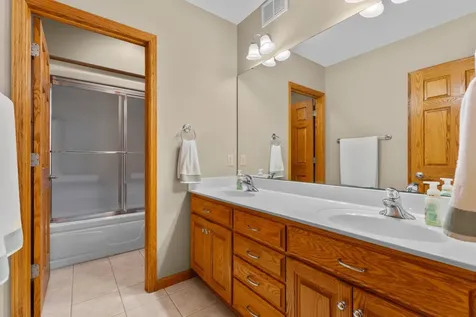 11655 Castle Bluff Lane SW Stewartville MN 55976