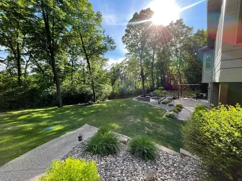 11655 Castle Bluff Lane SW Stewartville MN 55976