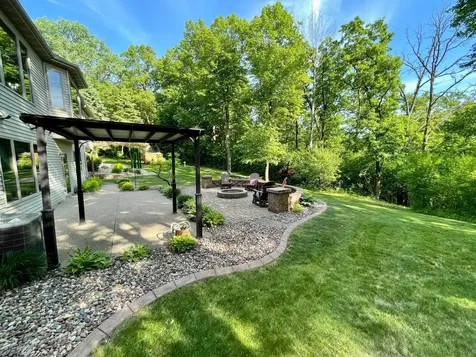11655 Castle Bluff Lane SW Stewartville MN 55976