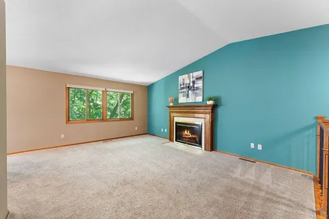 6121 Creek View Trail Minnetonka MN 55345