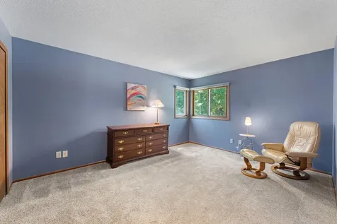 6121 Creek View Trail Minnetonka MN 55345