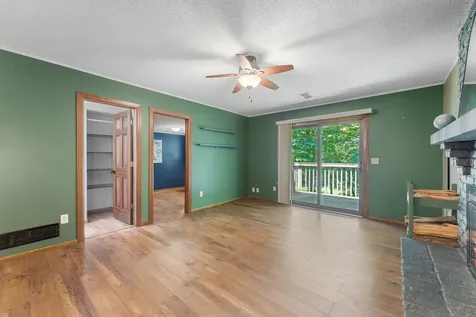 6121 Creek View Trail Minnetonka MN 55345