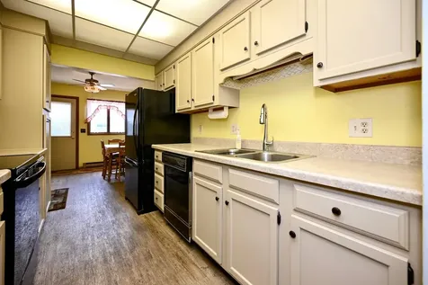 1328B Mcnally Drive Winona MN 55987